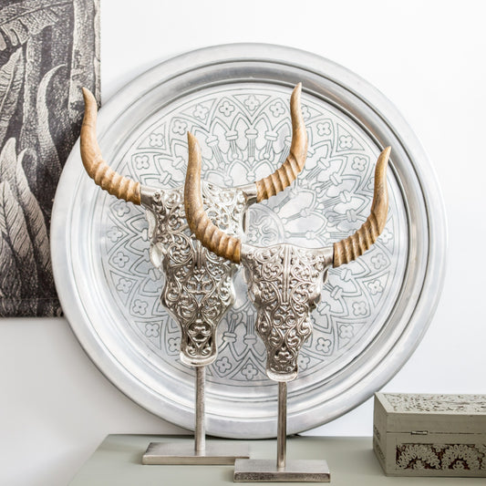 Schedel stier Aluminium op standaard 40cm
